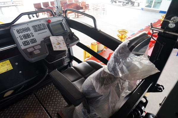 ขายรถปูยางใหม่ DYNAPAC SD2500 CS