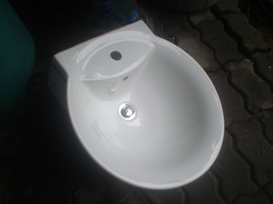 สภาพดีครับท่านผู้ชม   เอาไปติดบ้าน   ติดสวน  ร้านค้า  ร้านอาหารดี