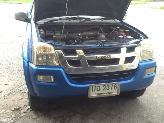 ขายอีซูซุ d-max 2.5 สภาพสวยมากครับ เครื่องเสียงเต็มเพียบ