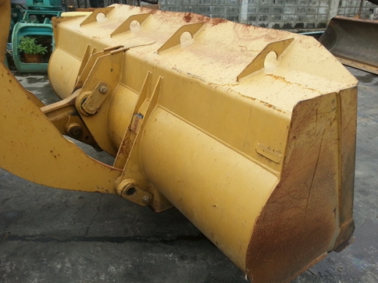 รถตักล้อยาง 910F2-2SS01038  (เทียบเท่า WA100) ชั่วโมงใช้งานน้อย  สภาพสวย  โทร.081-373-0559