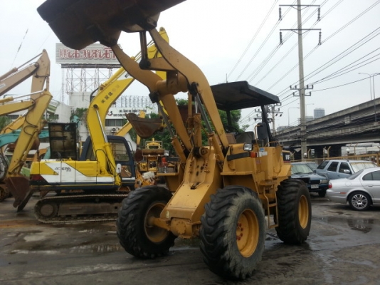 รถตักล้อยาง 910F2-2SS01038  (เทียบเท่า WA100) ชั่วโมงใช้งานน้อย  สภาพสวย  โทร.081-373-0559