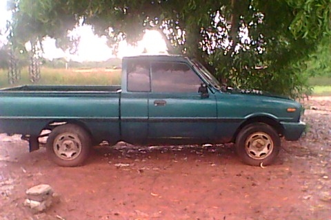 ขายรถมาสด้า แฟมิลี่ สีเขียว เครื่อง1400 ปี40