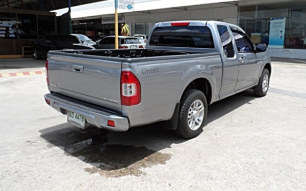 ISUZU DMAX SPACE CAB SLX 3.0 MT ปี 04 รถบ้านแท้พร้อมใช้ ISUZU DMAX SPACE CAB SLX 3.0 MT ปี 04 รถบ้านแท้พร้อมใช้