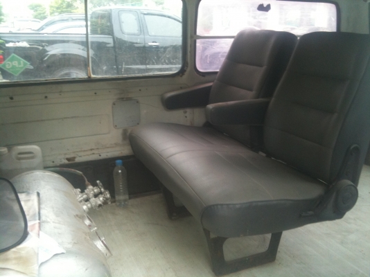 LITEACE KM10V ราคา 35,000 บาท Lpg เครื่อง 4k 4 เกียร์คอ