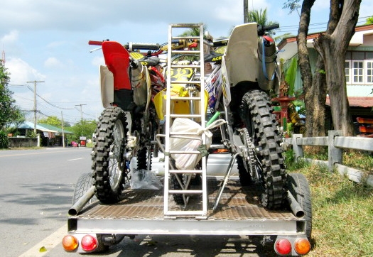 รถเทรลเลอร์ ลากพ่วง ดัดแปลงได้หลายอย่าง..ปกติใช้ลากรถมอไซค์ รถเทรลเลอร์ ลากพ่วง ดัดแปลงได้หลายอย่าง..ปกติใช้ลากรถมอไซค์