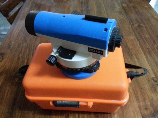 กล้องระดับสภาพดีมากๆพร้อมกล่องคับ กล้องระดับสภาพดีมากๆพร้อมกล่องคับ