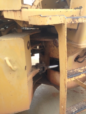 ขายรถตักล้อยาง KOMATSU 510 กรองคู่ ต่อแขนเรียบร้อยแล้วพร้อมใช้งาน สนใจโทร0819701072