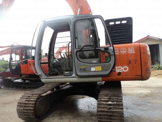 ขายด่วน HITACHI EX 120-5  นำเข้าจากญี่ปุ่นยังไม่เคยใช้งานในไทย ใช้งานมาน้อยจ้า