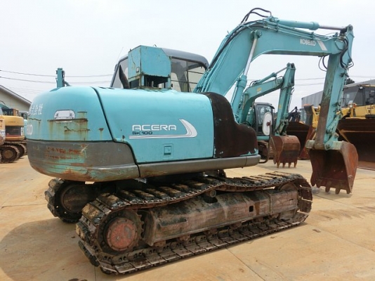 ขายด่วน KOBELCO  SK100-3  (MARK  V  SUPER )  นำเข้าจากญี่ปุ่นยังไม่เคยใช้งานในไทยใช้งานมาแค่ 2000  ชม.จ้า