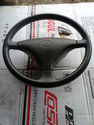 ขายพวงมาลัย vico เดิมติดรถ 1500 บาท