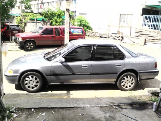 ขายAccord ตาเพชร สีใหม่สวยไม่มีที่ติ เครื่องหัวฉีด เกียร์ออโต้ ติดLPG