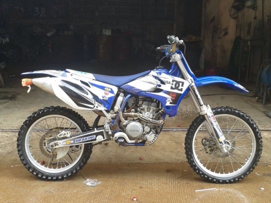 ขายรถ Yzf250 สภาพเยี่ยม สนใจติดต่อ คุณวุฒิ 081-9399730