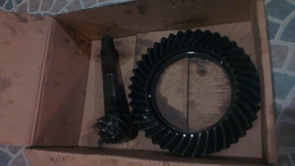 ขายเฟืองท้าย ดี แมค ชุด บายสี 41 เดือยหมู 8