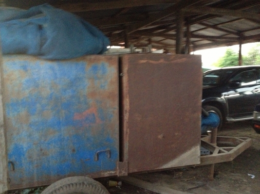 ขายเทรนเลอร์น้ำ จุ4000พันลิตร สภาพพร้อมใช้งาน