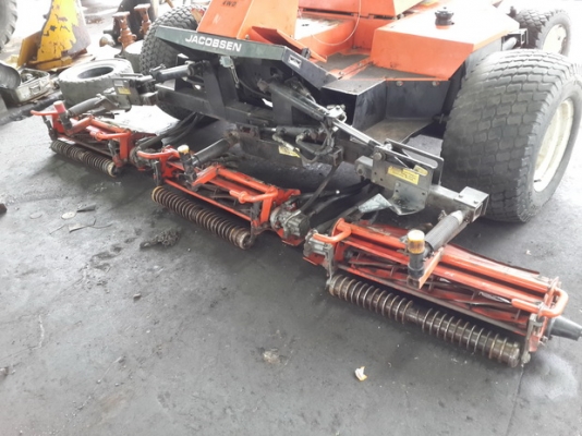 ขาย รถตัดหญ้านั่งขับ 4 ล้อ JACOBSEN 5 แก็งค์ มือสองญี่ปุ่น
