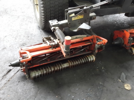 ขาย รถตัดหญ้านั่งขับ 4 ล้อ JACOBSEN 5 แก็งค์ มือสองญี่ปุ่น