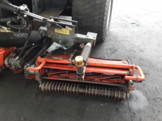 ขาย รถตัดหญ้านั่งขับ 4 ล้อ JACOBSEN 5 แก็งค์ มือสองญี่ปุ่น