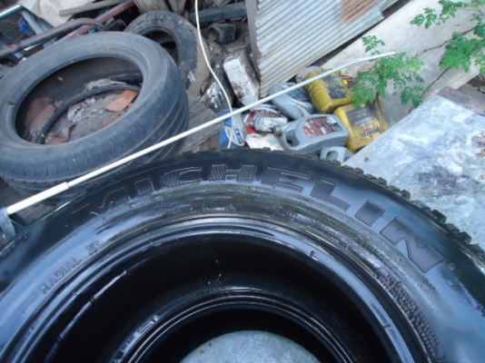 ขายยางMICHELIN 225/70R15  LTX A/T RADIAL X TUBELESS 1คู่ครับ