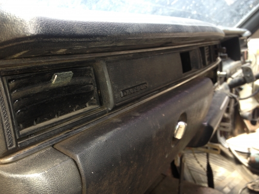 พี่ฝากขายDatsun Cedric c260