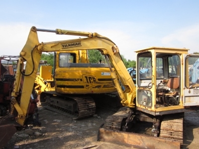 ขาย- รถขุด YANMAR YB45 มือสองเก่าญี่ปุ่น ขนาดแรงขุด 45 แรง มีเก๋งพร้อม แทรคสวย ใช้งานได้ทันที