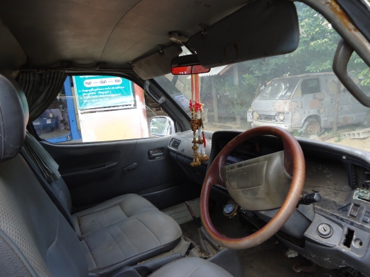 ขายรถตู้ ถูกสุดๆ