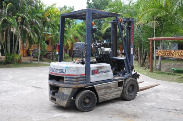 ขายFORKLIFT KOMATSU FG15รุ่น-15 สภาพเดิมๆจากญี่ปุ่น ยังไม่เคยใช้งานในไทย 120,000บาท