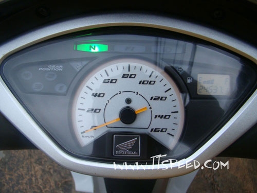 ขาย Wave 125i ล้อแม็กสีขาวเครื่องเดิม ขาย Wave 125i ล้อแม็กสีขาวเครื่องเดิม