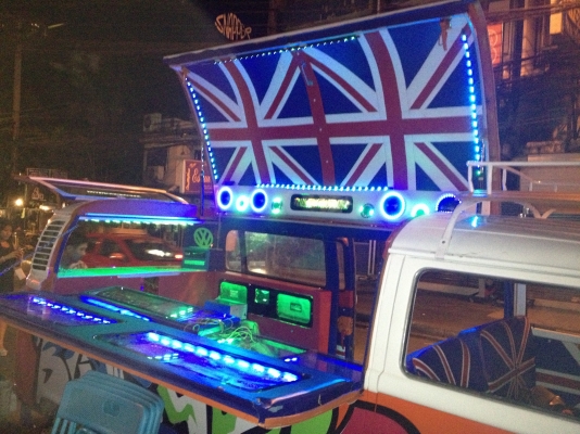 ขายตู้โฟล์คไฟเลี้ยวบนลดราคาเหลือแค่300000บาทถ้วน