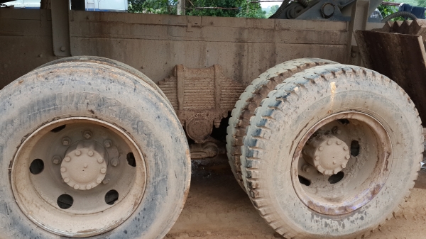 ขายดาวน์ISUZU DECA 320 ปี50 29000บาท แม่ลูกๆสามเพลาดั้มแม่ลูกเหลือ 43งวดๆละ72100บาท จัดอยู่ราชธานีรีบจอง0843923995