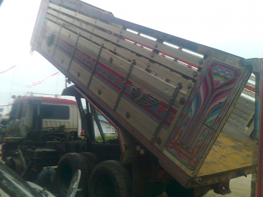 MITSUBISHI MMTFN527M ETC 225 แรงม้า 2 เพลา ดัมพ์ มีระบบลากจูง