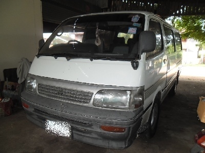 รถตู้หัวจวรด สภาพสวยๆ ราคาถูกจุงเบย!!!