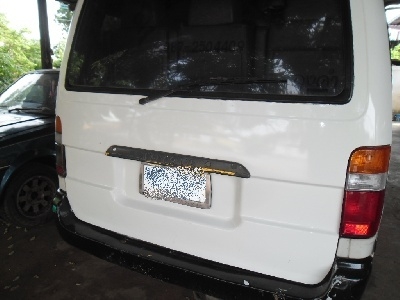 รถตู้หัวจวรด สภาพสวยๆ ราคาถูกจุงเบย!!!