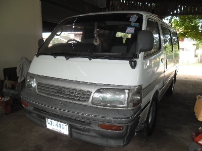 รถตู้หัวจวรด สภาพสวยๆ ราคาถูกจุงเบย!!!