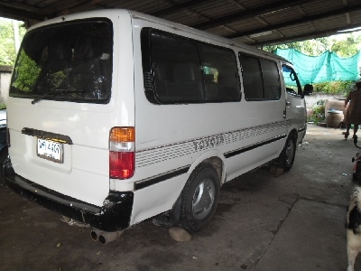 รถตู้หัวจวรด สภาพสวยๆ ราคาถูกจุงเบย!!!