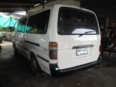 รถตู้หัวจวรด สภาพสวยๆ ราคาถูกจุงเบย!!!