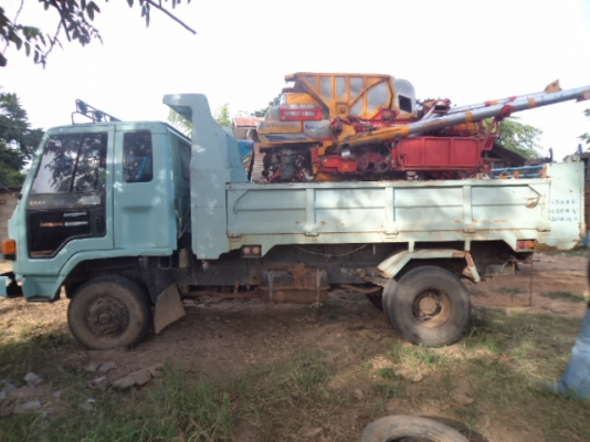 ขายรถ6ล้อดั้มอีซูซุร็อก175แรง เบรกทิฟฟี พวงมาลัยเพาเวอร์ เอกพร้อมโอน