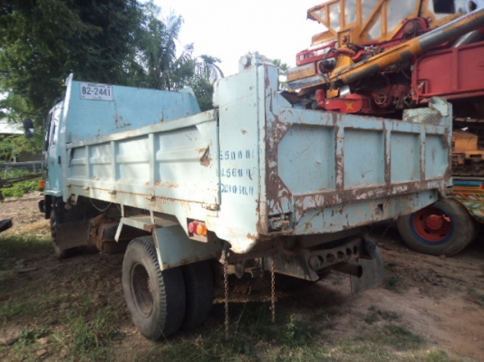 ขายรถ6ล้อดั้มอีซูซุร็อก175แรง เบรกทิฟฟี พวงมาลัยเพาเวอร์ เอกพร้อมโอน