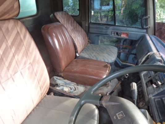 ขายรถ6ล้อดั้มอีซูซุร็อก175แรง เบรกทิฟฟี พวงมาลัยเพาเวอร์ เอกพร้อมโอน