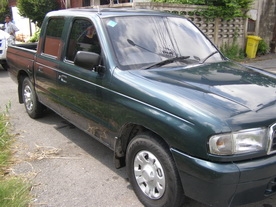 มาสด้า ไฟล์ทเตอร์ ปี 2000 เครื่อง 1J เกียร์ออร์โต้  สี่ประตู