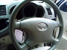 TOYOTA vigo4ประตู4WD 3.0G M/T abs,airbag2005FREEดาวน์จ