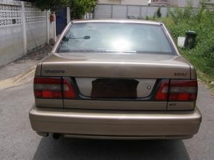 วอลโว่ 850 ปี 96  สีน้ำตาลทอง เกียร์ออร์โต้