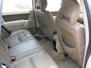 วอลโว่ 850 ปี 96  สีน้ำตาลทอง เกียร์ออร์โต้