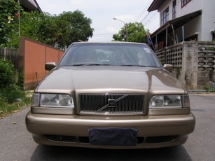 วอลโว่ 850 ปี 96  สีน้ำตาลทอง เกียร์ออร์โต้