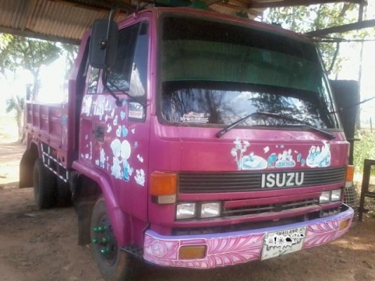 ISUZU ROCKY 175 HP 6BF1 หกล้อดั๊มพ์ กระบะดั๊มพ์เหล็ก 6 ตันความยาว 3.60 เมตรสภาพสวย เครื่องแน่นแรงดี ภายในห้องเก๋งคอนโซลสวยครบไม่มีผุกร่อน พวงมาลัยเพาเวอร์ ช่วงล่างใหญ่คัชซีสวยไม่มีแตกไม่มีบวม ยาง 8.25 ขอบ 16 สภาพดี 70\% พร้อมบรรทุกพร้อมใช้งานได้เลย เอกสารท
