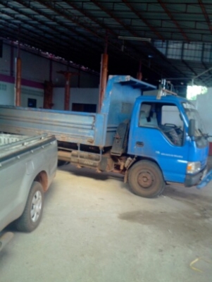 Isuzu Nkr130 turbo URO2 ห้างแท้ปี47 ดั้มสามมิตร Isuzu Nkr130 turbo URO2 ห้างแท้ปี47 ดั้มสามมิตร