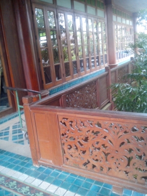 เสาไม้สักขนาดเส้นผ่าศูนย์กลาง 1 เมตรครับเป็นไม้สักต้นใหญ่ครับลำเลียงมาจากแพร่เมื่อประมาณ 30 ปีที่แล้วตอนนี้จะเรื้อครับหน้าเส้นผ่าศูนย์กลางประมาณ 1 มตรความยาวประมาณ 5 เมตร ครับ มีประมาณ 40-50 ต้นครับ สนใจอย่างไงสอบถามได้ครับ เสาไม้สักขนาดเส้นผ่าศูนย์กลาง 1 เมตรครับเป็นไม้สักต้นใหญ่ครับลำเลียงมาจากแพร่เมื่อประมาณ 30 ปีที่แล้วตอนนี้จะเรื้อครับหน้าเส้นผ่าศูนย์กลางประมาณ 1 มตรความยาวประมาณ 5 เมตร ครับ มีประมาณ 40-50 ต้นครับ สนใจอย่างไงสอบถามได้ครับ