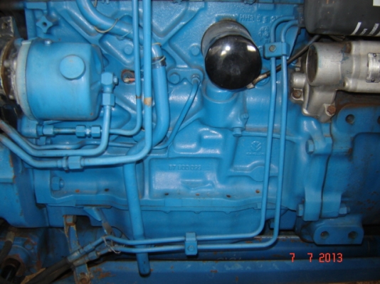 รถไถ่  FORD  เก่านอก 2 เพลา สนใจติดต่อ  081-2805754