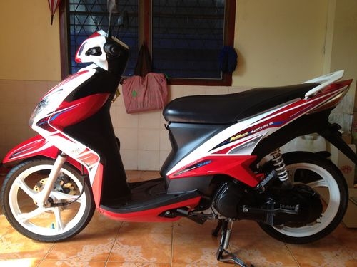 MIO125MXตัวท็อปล้อแม็กแท้ศูนย์รถปี2012วิ่ง2XXXโลสวยกริ้บๆ
