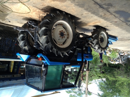 มาแล้วรถไถนำเข้าFORD4630 ขนาด3 สูบ 2 เพลา 65 แรงม้าเกียร์ทอร์ค มาแล้วรถไถนำเข้าFORD4630 ขนาด3 สูบ 2 เพลา 65 แรงม้าเกียร์ทอร์ค