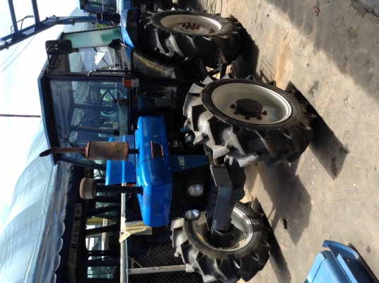 มาแล้วรถไถนำเข้าFORD4630 ขนาด3 สูบ 2 เพลา 65 แรงม้าเกียร์ทอร์ค มาแล้วรถไถนำเข้าFORD4630 ขนาด3 สูบ 2 เพลา 65 แรงม้าเกียร์ทอร์ค